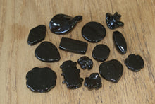Load image into Gallery viewer, Black, Indian Glass, Mixed Shapes, Glass Beads, Canvas, Chunky Jewellery, Hanger, Hangings, Diamonds, Hearts, Slabs, Flowers, Gourds, Twists, Cylinders, Tiles, Acrylic Paint, Oil Paint, Leather, Tigertail, Fishing Line, India, Paint Brush, Artists, Collection, Silver Foil, Unpainted, Beaders,