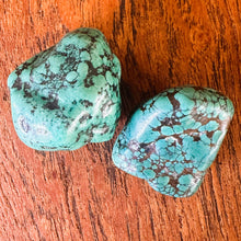 Load image into Gallery viewer, Turquoise, Polished, Semi-Precious, Nugget, Jewellery-Making, Jewellery, Beaders, Collection, Mix, Necklace, Anklet, Bracelet, Earrings, Spiritual, Healing Qualities, Ethnic, Tribal, United States, Iran, Turkey, Chile, Tibet, Mexico, China, Statement, Green, Blue, Gemstone, Pebbles,