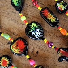 Load image into Gallery viewer, Black, Indian Glass, Mixed Shapes, Glass Beads, Canvas, Chunky Jewellery, Hanger, Hangings, Diamonds, Hearts, Slabs, Flowers, Gourds, Twists, Cylinders, Tiles, Acrylic Paint, Oil Paint, Leather, Tigertail, Fishing Line, India, Paint Brush, Artists, Collection, Silver Foil, Unpainted, Beaders,