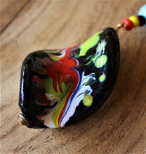 Load image into Gallery viewer, Black, Indian Glass, Mixed Shapes, Glass Beads, Canvas, Chunky Jewellery, Hanger, Hangings, Diamonds, Hearts, Slabs, Flowers, Gourds, Twists, Cylinders, Tiles, Acrylic Paint, Oil Paint, Leather, Tigertail, Fishing Line, India, Paint Brush, Artists, Collection, Silver Foil, Unpainted, Beaders,