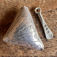 Load image into Gallery viewer, Silver, HillTribe, Charms, Pendant, Pure Silver, Hill Tribe, Thailand, Karen HillTribe, Beads, Metal, Charms, Hammered, Pendants, 99.9%, Vietnam, Chasing, Hammer, Traditional Tools, Hand-Crafted, Artisans, Chasing Hammer, Silversmith, Ethnic, Jewellery, Earrings, Beaders, Bracelet, Necklace, Anklet, Tribal, Statement,