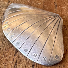 Load image into Gallery viewer, Silver, Clam Shell, HillTribe, Pendant, Pure Silver, Hill Tribe, Thailand, Karen HillTribe, Beads, Metal, Charms, Hammered, Pendants, 99.9%, Vietnam, Chasing, Hammer, Traditional Tools, Hand-Crafted, Artisans, Chasing Hammer, Silversmith, Ethnic, Jewellery, Earrings, Beaders, Bracelet, Necklace, Anklet, Tribal, Statement,