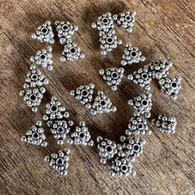 Load image into Gallery viewer, Sterling Silver, India, 925, Metal, Antique-Style, Beads, Daisy-Triangles, Silver, Spacers, Bali-Style, Dangle, Charms, Pendants, Crafted, Silversmiths, Jewellery, Indian, Ethnic, Tribal, Bracelets, Earrings, Necklaces, Copper, Zinc, Nickel, Statement Jewellery,