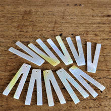 Load image into Gallery viewer, Gold MOP, Dog Tags, Plates, Name Tags, Axe Heads, Machetes, Love Hearts, Yokes, Drops, Tears, Tiles, Ovals, Shields, Donuts, Shards, Claws, Shields, Vee Sticks, Clothes Pegs, Matchsticks, Buttons, Teardrops, Raindrops, Mother of Pearl Shell, MOP, White, Gold, Pink, Brown, Black, Green, Rain, Abalone, Green Abalone, Trochus, Cowrie Shell, Green Lip Mussel, Pink Lip Mussel, Paua Shell, Necklace, Earrings, Jewellery, West Australia, Black Abalone, Beader, Artisans, Jewellery-Making, Key Rings, Beads,