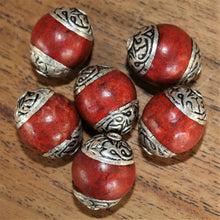 Load image into Gallery viewer,  Jewellery-Making, Silver, Tibet, Resin, Reconstituted, Imperfections, Tibet, Jewellery, Global Beads, Collection, Mix, Tigertail, Craftline, Leather, Necklace, Earrings, Ethnic, Tribal, Statement Jewellery, Top-Drill, Hole, Himalayas, Bracelet, Anklet, Bangle, Turquoise, Currency, Trading,