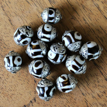 Load image into Gallery viewer, Jewellery-Making, Silver, Tibet, Imperfections, Jewellery, Global Beads, Collection, Mix, Tigertail, Craftline, Leather, Necklace, Earrings, Ethnic, Tribal, Statement Jewellery, Top-Drill, Hole, Himalayas, Bracelet, Anklet, Bangle, Turquoise, Currency, Trading, Ovals, Batik, dZi, Beads, Floral, Agate, Embossed, Hammered, Statement Jewellery, Nomad,