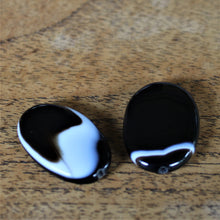 Load image into Gallery viewer, Agate, Botswana, South Africa, Black, Black Agate, Banded-Agate, Semi-Precious, Jewellery-Making, Jewellery, Healing, Collection, Mix, Tigertail, Craftline, Necklace, Bracelet, Spiritual, , Healing Qualities, Polished, Boho, Boho-Style, Beads, Bead Thread, Oval, Half Shield,