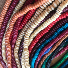 Load image into Gallery viewer, India, Beads, Statement Jewellery, Collection, Bone, Cow Bone, Dyed, Black, White, Emerald, Beige, Natural, Brown, Blue, Dark Red, Recycled, Ethnic, Tribal, Boho, Asia, Thailand, Borneo, Indonesia, China, Costume Jewellery, Craft, Art, Teaching, Counting, Projects, Saucer Discs, Washers, Flat Discs, Spacer Beads, Indian, Rondells, Button Beads,