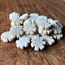 Load image into Gallery viewer, India, Beads, Jewellery Making, Ethnic, Collection, Necklace, Bracelet, Dyed, Water Buffalo, Bone, Buffalo, Asia, Thailand, Borneo, Indonesia, China, Choker, Boho, Ankle Bangle, Costume Jewellery, Craft, Art, Projects, North America, African Inspired, Indian-Style, Vintage, Recycled, Flower,