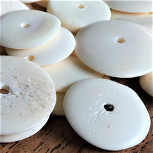 Load image into Gallery viewer, India, Beads, Jewellery Making, Collection, Necklace, Dyed, Bracelet, Black, Water Buffalo, Bone, Buffalo, Asia, Thailand, Borneo, Indonesia, China, Costume Jewellery, Craft, Art, Projects, White, Saucer Discs,