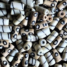 Load image into Gallery viewer, India, Beads, Jewellery Making, Africa, Ethnic, Batik, Collection, Necklace, Bracelet, Dyed, Water Buffalo, Bone, Buffalo, Asia, Thailand, Borneo, Indonesia, China, Hair Pipes, Choker, Boho, Ankle Bangle, Costume Jewellery, Craft, Art, Projects, North America, Horn, Black, Brown, African Inspired, Indian-Style, Vintage, Tribal, Cylinder, Pipes, Tribal Jewellery, Kenya, Nigeria, Ghana, Cow, Goats, Camels, Hand-Carved, Tubes, Beige,