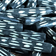 Load image into Gallery viewer, India, Beads, Jewellery Making, Africa, Ethnic, Batik, Collection, Necklace, Bracelet, Dyed, Water Buffalo, Bone, Buffalo, Asia, Thailand, Borneo, Indonesia, China, Hair Pipes, Choker, Boho, Ankle Bangle, Costume Jewellery, Craft, Art, Projects, North America, Horn, Black, Brown, African Inspired, Indian-Style, Vintage, Tribal, Cylinder, Pipes, Tribal Jewellery, Kenya, Nigeria, Ghana, Cow, Goats, Camels, Hand-Carved, Tubes, Beige,