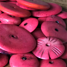 Load image into Gallery viewer, India, Beads, Jewellery Making, Collection, Necklace, Dyed, Bracelet, Black, Water Buffalo, Bone, Buffalo, Asia, Thailand, Borneo, Indonesia, China, Costume Jewellery, Craft, Art, Pink, Projects, Dark Pink, Saucer Discs,