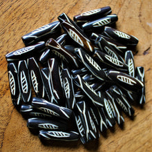 Load image into Gallery viewer, India, Beads, Jewellery Making, Africa, Ethnic, Batik, Collection, Necklace, Bracelet, Dyed, Water Buffalo, Bone, Buffalo, Asia, Thailand, Borneo, Indonesia, China, Hair Pipes, Choker, Boho, Ankle Bangle, Costume Jewellery, Craft, Art, Projects, North America, Horn, Black, Brown, African Inspired, Indian-Style, Vintage, Tribal, Cylinder, Pipes, Tribal Jewellery, Kenya, Nigeria, Ghana, Cow, Goats, Camels, Hand-Carved, Tubes, Beige,