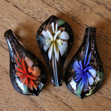 Load image into Gallery viewer, Hearts, Leaf, Pendants, Necklace, Bracelet, Key Ring, Jewellery-Making, Jewellery, Collection, Mix, Beader, Wear-Anytime, Murano-Style, Glass,