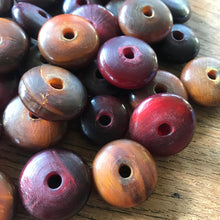 Load image into Gallery viewer, Yak, Himalayas, Horn, Rare, Collectible, Rondelle, Beads, Tibet, Nepal, Pakistan, Jewellery, Bracelets, Necklaces, Hir Combs, Topaz, Black, Yellow, Topaz,