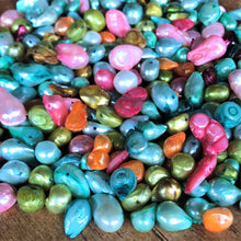 Load image into Gallery viewer, Blister, Pearls, Beads, Seaside, Taiwan, Jewellery, Multicoloured, Saltwater, Shell, Necklaces, Bracelets,  White, Pink, Cream, Brown, Grey, Aqua, Gold, Yellow, Green, Orange, Lilac,