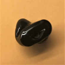 Load image into Gallery viewer, Black, Indian Glass, Propellers, Mixed Shapes, Flat Tubes, Glass Beads, Canvas, Chunky Jewellery, Hanger, Hangings, Diamonds, Hearts, Flat Coins, Slabs, Flowers, Beetles, Gourds, Swivel Twists, Cylinders, Tiles, Acrylic Paint, Oil Paint, Leather, Tigertail, Fishing Line, India, Paint Brush, Artists, Collection, Silver Foil,