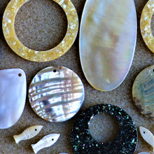 Load image into Gallery viewer, Pendant, Five Eyes, Pau, Abalone, Mother of Pearl, Pink, White, Black, Pearl Shell, Shell, Eyebrows, Collection, Curtains, Suncatchers, Hearts, Drops, Dog Tags, Name Tags, Donuts, Yokes, Shards, Machetes, Fish, Birds, Jewellery, West Australia, Necklaces, Bracelets, Earrings, One-Of-A-Kind, Mix, Scissors, Sparkle Mother of Pearl,
