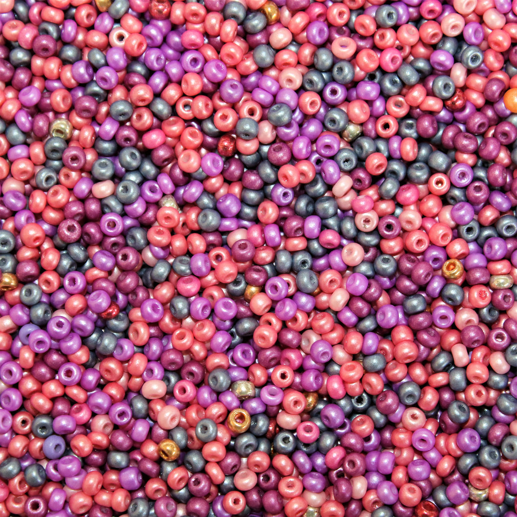 Seed, Bead, Mixed, Mix, Collection, Czech, Glazed, Pearl, Seeds, Rocailles, Seed Beads, Opaque, Iridescent, Metallic, Iris, Silver Lined, Translucent, Matt, Lustre, Satin, Tigertail, Leather, Craftline, Cotton Bead Thread, Fishing Line, Pink, Purple, Violet, Fuchsia, Apricot. Peach, Gunmetal, Mixed, Japan, India, China, Taiwan, Jewellery-Making, Europe, Little Stones, Glass, Embroidery, Bracelet, Necklace, Earrings, Clothing, Jewellery, Bread, Butter, Fabric,