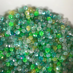 Plastic, Beads, Multicoloured, Mixed, Assorted, Collection, Taiwan, Asian, Transparent, Green, Olive, Teal, Emerald Green, Lime, Forest Green, Mint, Amazon, Avocado, Apple, Chartreuse, Rosaries, Suncatchers, Bead Curtains, Jewellery, Key Rings, Necklaces, Bracelets, Art Projects, Counting, Teaching, 