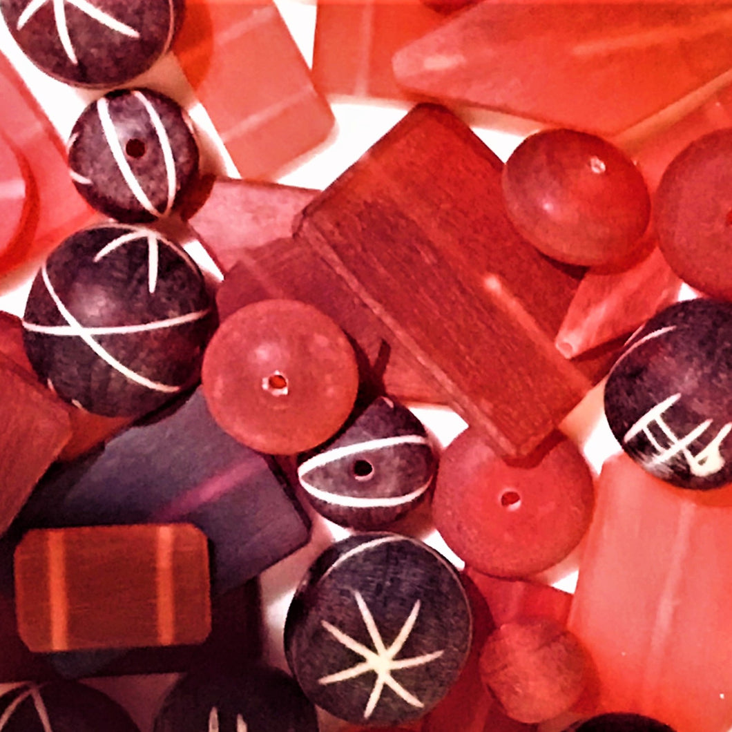 Tube, Tabular, Slabs, Round, Resin, Oval, Multi-Coloured, Java, Indonesia, Hearts, Flat, Drops, Diamonds, Cylinder, Cube, Collection, Mix, Coin, Clear, Bird, Beads, Bicones, Red, Scarlet, Siam, Rose, Crimson, Cerise, Ruby, Raspberry, Tomato, Burgundy, Blood,