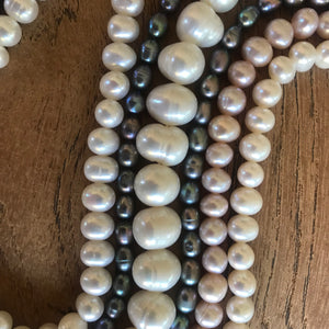 Beads, Pearls, Potato Pearls, Freshwater, Strands, Cultured, White, Cream, Peacock Grey, Coloured, Mussel,  Saltwater, Japan, USA, Taiwan, China, Necklaces, Bracelets, Earrings,  Jewellery, Peach, Saltwater,  