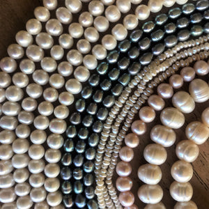 Beads, Pearls, Freshwater, Strands, Cultured, White, Cream, Peacock Grey, Orange-Pink, Coloured, Mussel,  Saltwater, Japan, USA, Taiwan, China, Necklaces, Bracelets, Earrings,  Jewellery,                                                                                                                                                                                                         