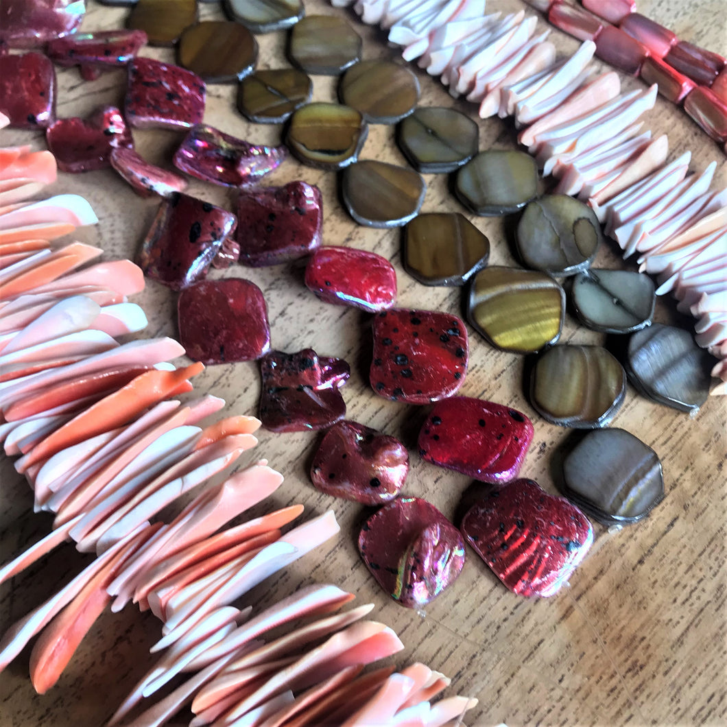 Pink, Brown, White, Purple, Orange, Beige, Strand, Shells, Seashell, Necklace, Bracelet, Earrings, Beads, Pendants, Shards, Collection, Suncatchers, Bead Curtains, Key Rings, Red-Lip Mussel, Mother of Pearl, Dyed, Slices, 1100 Shells, Rectangle, 