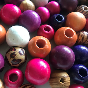 Wood, Red, Yellow, Green, Brown, Blue, Tan, Natural, Orange, Pink, Black, Purple, White, Asian, Cubes, Rounds, Hearts, Cylinders, Ovals, Tubes, Tiles, Tabular, Rustic, Ethnic, Jewellery, Multi-Coloured, Necklaces, Bracelets, Earrings, Bead Curtains, Suncatchers, Repairs, Macramé, Art Projects, Teaching, Counting, Taiwan, Jewellery-Making, Bamboo, Hand-Painted, 