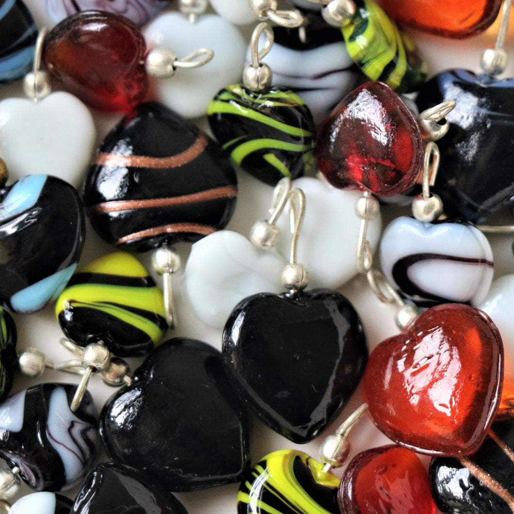 Yellow, White, Tube, Topaz, Tangerine, Round, Rhinestone, Red, Purple, Pink, Oval, Orange, Mix, Lilac, Lemon, India, Hearts, Grey, Green, Global, Beads, Glazed, Glass, Faceted, Drops, Cylinder, Cube, Collection, Cat's, Eye, Blue, Blood, Black, Bicone, Aqua,